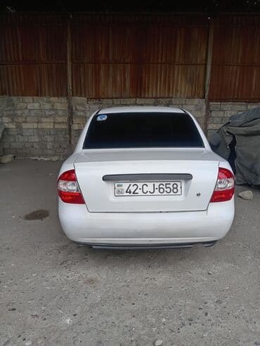 saipa saina salon: Saipa Tiba: 1.5 l | 2012 il 280000 km Sedan — 5