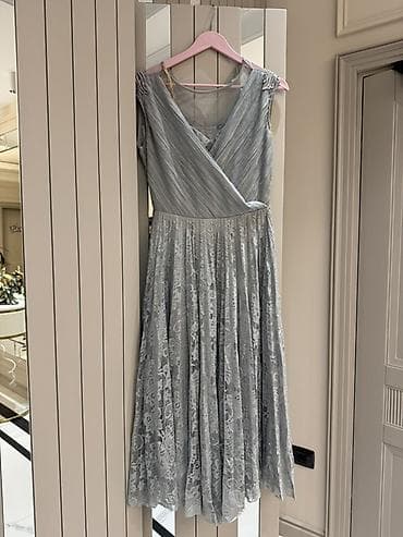 1 defe geyilib Gümüşü-boz rəngdə zərif ziyafət/libas - Üst hissə