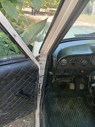 vaz 2107 abilsofka: VAZ (LADA) 2106: 1.6 l | 1983 il 28865 km Sedan — 6