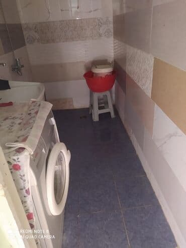 kiraye bos evler: 30 kv. m, 1 otaqlı — 2