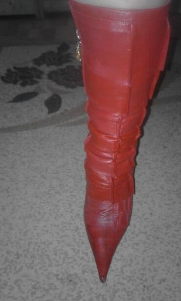 qadin botlari: Ölçü: 37, İşlənmiş — 9