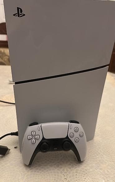the order: Ps 5 slim satılır 2 djostik ilə, ideal vəziyyətdədir, içinde 600 — 6