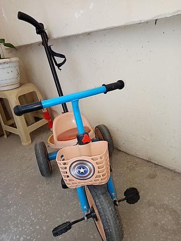 Uşaq üçtəkərli velosipedi.Tecili satilir Tezedir,1_2defa oturulub.Hec