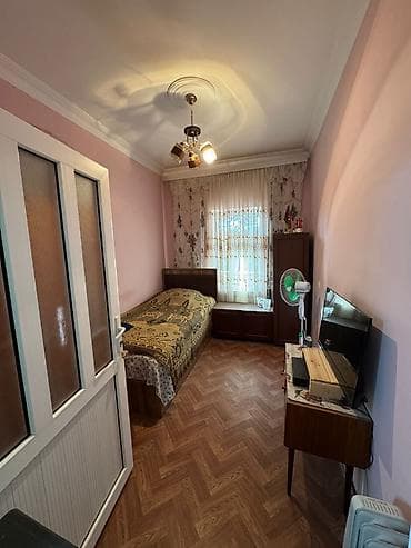 Kirayə evlər: Satılır: geniş və işıqlı fərdi yaşayış evi - Planlama: bir neçə ayrı — 1