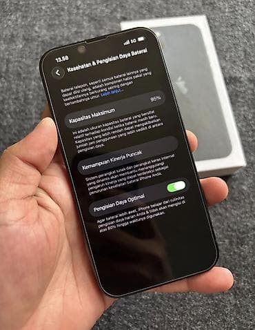 dubaiski iphone: IPhone 13, 256 GB, Midnight, Zəmanət, Simsiz şarj, Face ID — 4