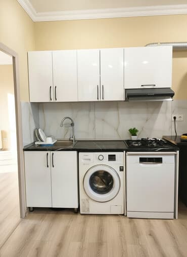 kuxna bebeli: Mətbəx dəsti və məişət texnikası komplekti - Üst və alt hissələrdən — 1