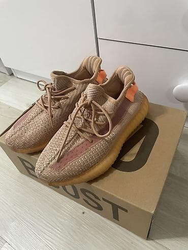 Krasofkalar və idman ayaqqabıları: Məhsul: adidas orginal 38 razmer yeni kimidir! 35 azn Yeezy Boost 350 — 2
