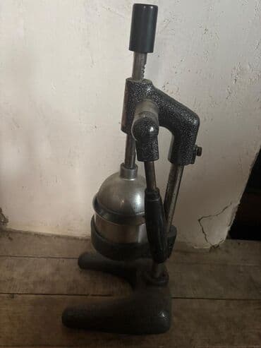 nar sixan: Mexanik sitrus sıxanı – peşəkar qol mexanizmlu - Qol vasitəsilə əl — 1