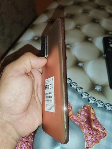 apple 5 s: Xiaomi Redmi Note 10 Pro – bürünc/qızılı rəng - Arxa paneldə dördlü — 1