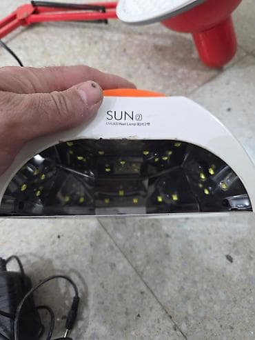 uvb lampa: Məhsul: SUN 2 UV/LED dırnaq lampası və stolüstü LED işıq (qol-klampli) — 4