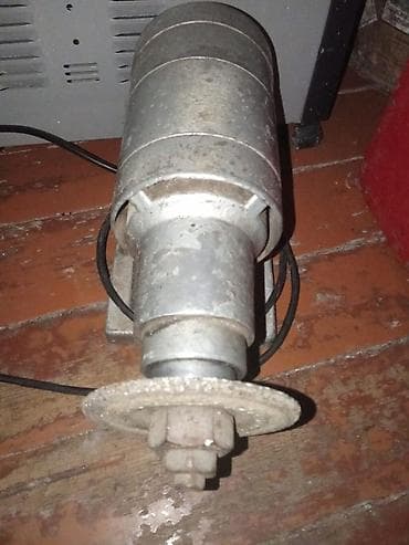 metal kesen: Stasionar elektrik bərkidici/zımpara motoru - Tip: Masaüstü — 1
