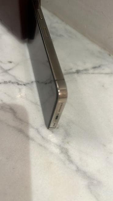 playstation 5 oyunlar: IPhone 12 Pro, Qızılı, Qırıq — 3