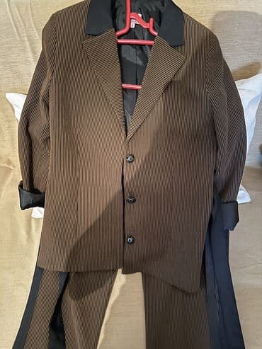 Şalvar və pencək 
100 manata almışam