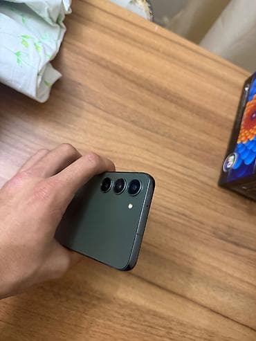 philips xenium 9@9h: Samsung Galaxy S23 FE, 256 GB, rəng - Yaşıl, Barmaq izi, Düyməli, Face ID — 2