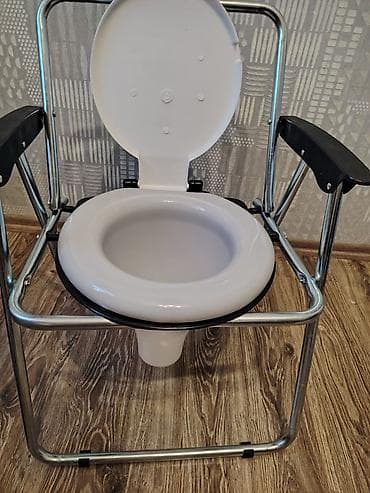 Tibbi avadanlıq: Təsvir: - Portativ klozet-stul (komod kreslo) – hərəkət məhdudiyyəti — 2