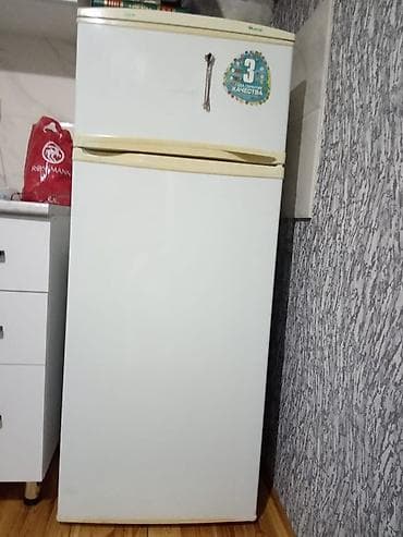 2 qapılı Soyuducu Satılır, rəng - Ağ
