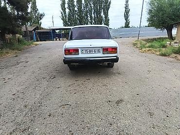 vaz 2107 starter: VAZ 2107 sedan – klassik dizaynlı, ağ rəngdə. Texniki xüsusiyyətlər — 6