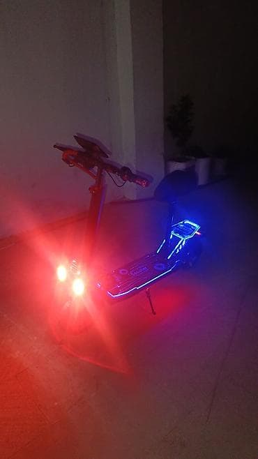 Yeni Elektrik samokat 9", 501 - 750 Vt, > 45 km/s, Ödənişli çatdırılma, Ünvandan götürmə