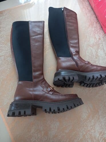 Türkiyə istehsalıdır. Marka-Chapel. Ölçü 38. Yenidir, heç istifadə