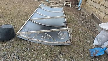 Santexnika: Metal konstruksiyalı və polikarbonat örtüklü talvar. Ağ rəngli metal — 1