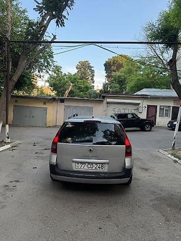Renault Megane kombi (universaI) – gümüşü rəng Maşın motor karopka — 3