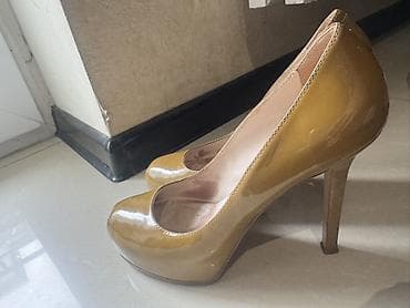 qizili: Orginal Nursace 38razmer 30azn (450 azn alinib) — 2