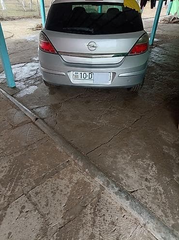 Opel Astra H hatchback, gümüşü rəng. - Kuzov: 5 qapılı hatchback — 9