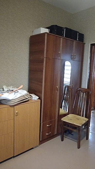 dolab 2 ci el: 2 qapılı, Güzgülü, Qəhvəyi, Digər material, Açılan, Düz dolab — 2