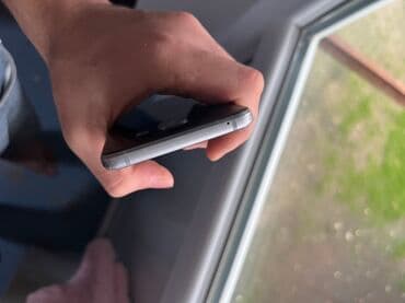 телефон fly iq4416 era life 5: Samsung Galaxy A3 2016, 16 ГБ, цвет - Черный, Две SIM карты — 4