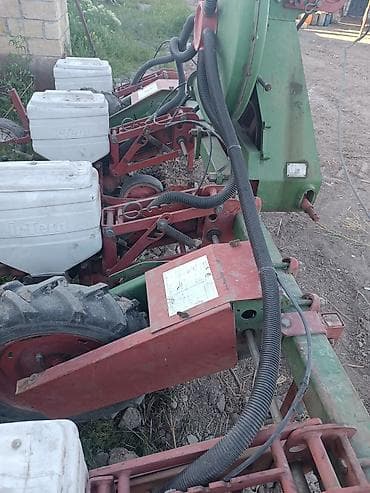 sepli traktorlar: Vakumlu səpin maşını – i-Tem - Tip: 6 cərgəli, vakum (hava sorucu) — 3