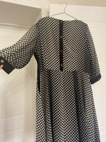 красивые платья на прокат в баку: Turkiye istehsali don, geyinilmeyib, 46 olcuye uygundu. Qiymet 65 azn — 2