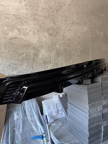 2.2 cdi mator: Lixiang L9 modeli ucun arxa lip — 1