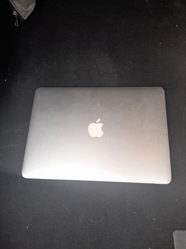 nexus netbuk: Apple MacBook Air noutbuku - Model: MacBook Air (alüminium gövdə — 3