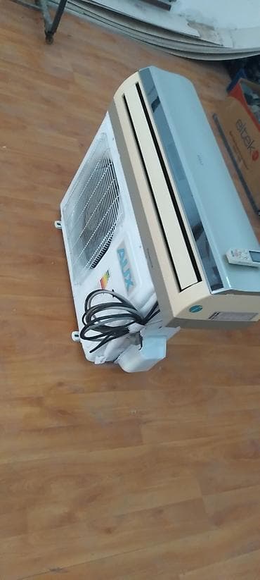 kondisoner ev: Kondisioner AUX, İşlənmiş, 40-45 kv. m, Split sistem — 3