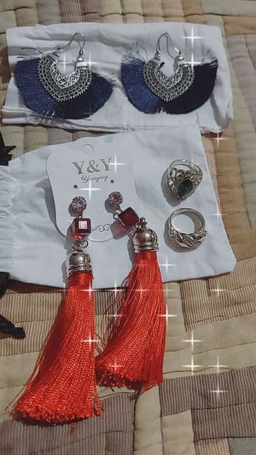 mindjuse na klipsu: Küpe ve üzükler 5 azn — 2