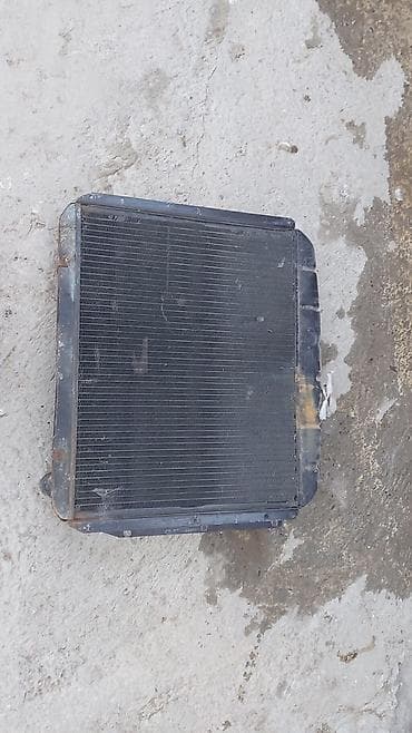 Mühərrik soyutma radiatorları: Avtomobil radiatoru - Material: mis/alüminium lamellər, metal çərçivə — 3