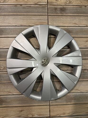 Təkərlər: Kolpak Toyota R 15 — 1
