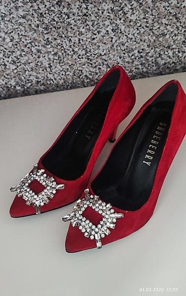 Tuflilər: Tuflilər, Ölçü: 34.5, rəng - Qırmızı, İşlənmiş — 1