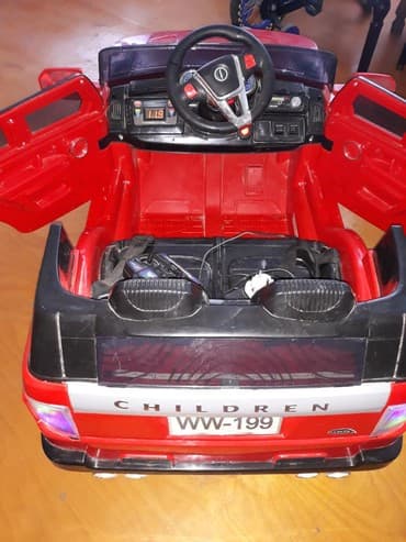 ən ucuz maşınlar qiyməti: Usaq arabasi. cox az istifade olunub. 7 -8 defe surulub. 250 manat — 4