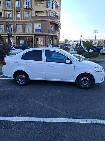 şevrolet aveo satışı: Chevrolet Aveo: 1.4 l | 2009 il 105000 km Sedan — 4