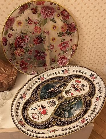 padnos desti: 2 təzə podnos işlənməyib. 1 qədimi podnos işlənib. 40 m * Ölçü — 3