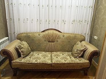 Klassik üslubda 3 nəfərlik divan - Material: Təbii ağac karkas, oyma