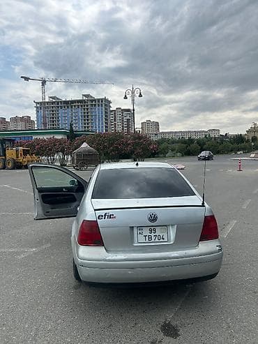Продажа авто: Volkswagen Jetta: 2 л | 2001 г. Седан — 1