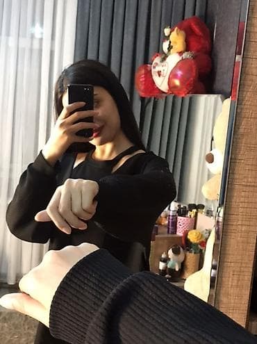 sort: Qara rəngli qadın bluz/krop-top - Modell: açıq çiyin detallı, qolları — 2