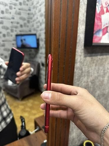 redimin: IPhone 11, Qırmızı, Face ID — 5