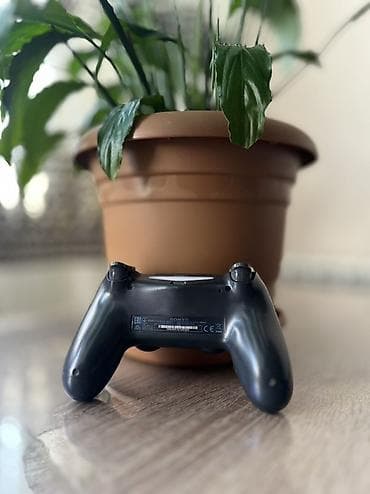 ps4 pes19: Sony PlayStation DualShock 4 simsiz oyun pultu - Rəng: qara - — 2