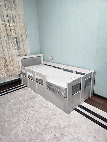 mebel vitrin: Oğlan və qız üçün, Çarpayı, Bazalı, Matras ilə, Siyirməsiz — 2
