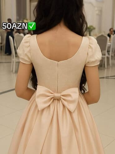 dəvə şubası: Ziyafət və mərasimlər üçün geyimlər kolleksiyası 1) Şampan rəngli — 1