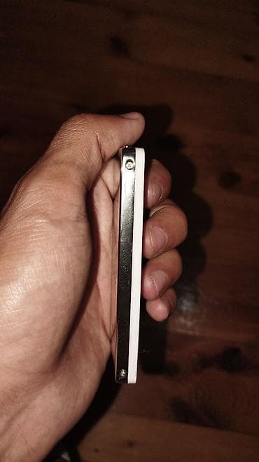 iphone 13 pro ucuz: Mahnı, video, səs yazmaq, oyun və bir neçə funksiyası var 4 gb yaddaş — 4