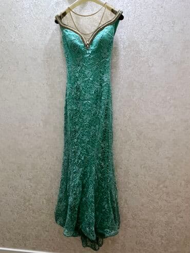 Toy paltarları və aksesuarları: 1 defe toya geyilib — 3